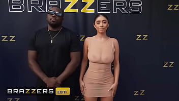 Violet Myers Flashes Her Tight Asshole For Brazzers Cam