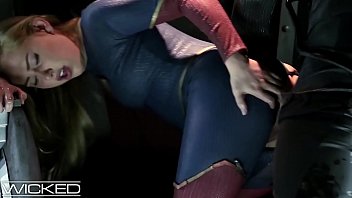 Supergirl Tempts Brainiac With Forbidden Anal Pleasures