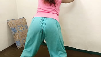 Forbidden Lust: Muslim Stepsiblings’ Wild Anal Desires Unleashed